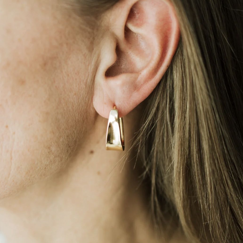 Sydney Rose Drop Hoops