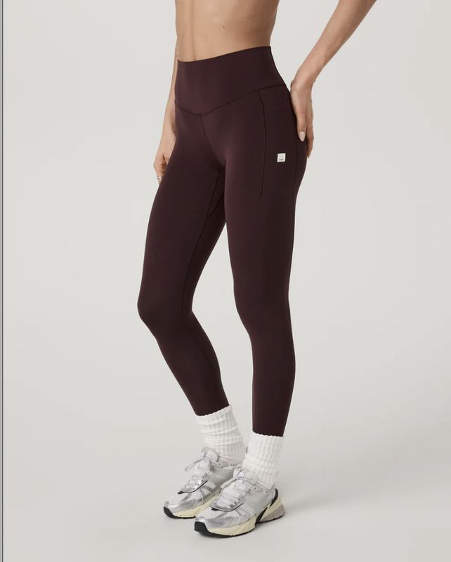 Vuori AllTheForm™ Pocket Legging Raisin