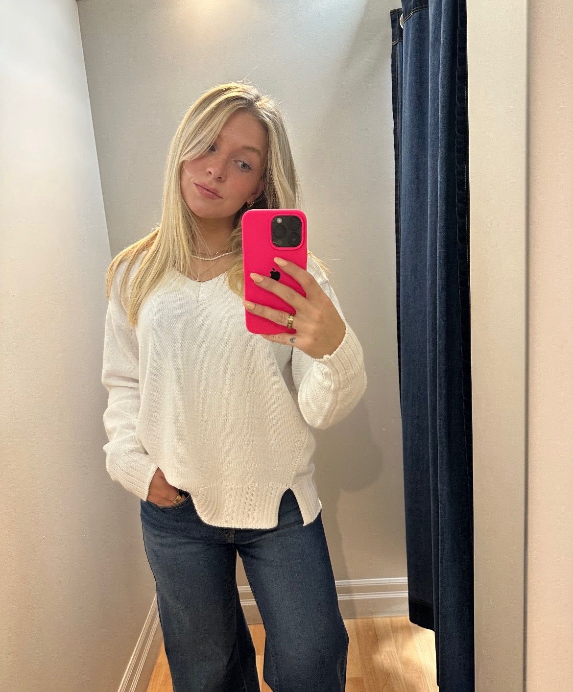 Z Supply All Around V-Neck Sweater White