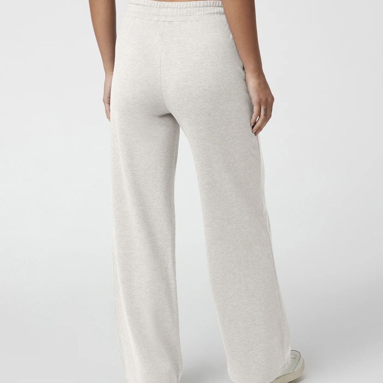 Vuori Halo Essential Wideleg Ecru