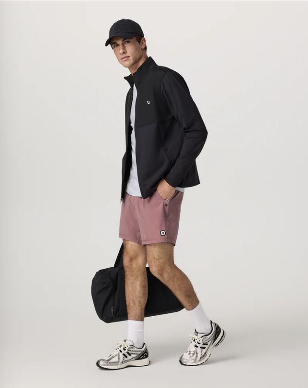 Vuori Kore Short Lined 5" Summer Red