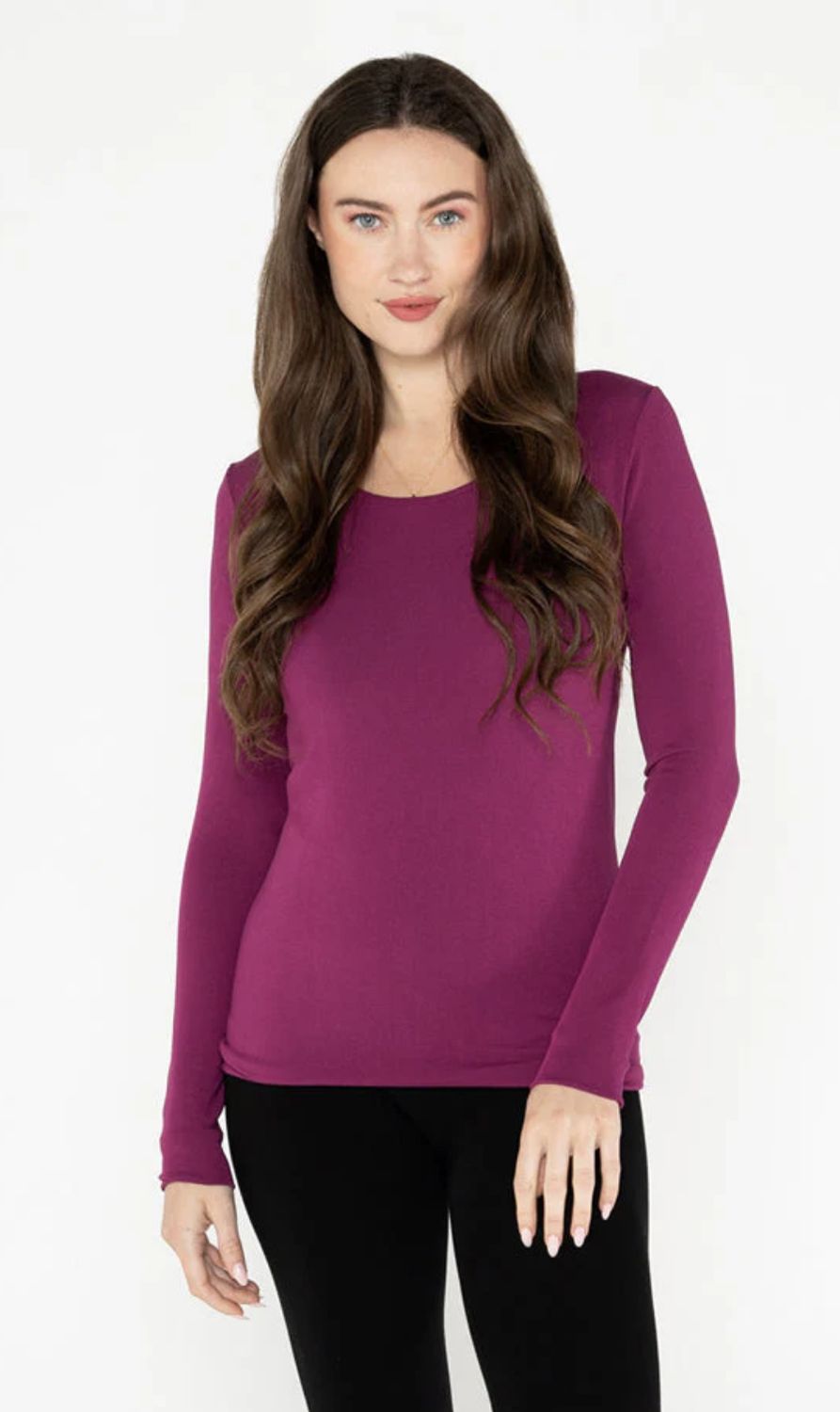 C&#39;est Moi BAMBOO LONG SLEEVE SCOOP NECK TOP Magenta