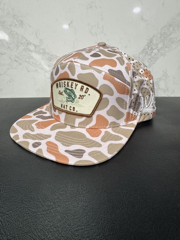 Whiskey Rd BASS BUCKET 7-PANEL CAMO