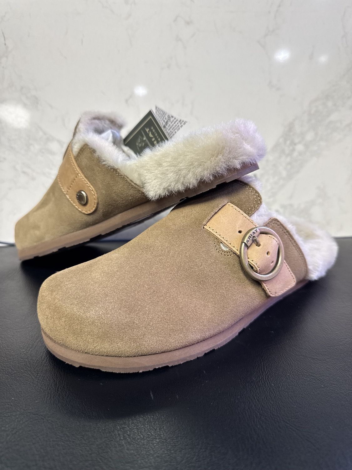 Ariat Country Mule Sherpa Ranch Brown