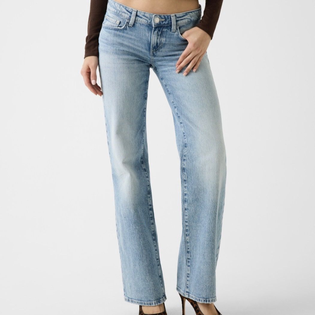 Guess Low Rise Slouchy in Rose Petal