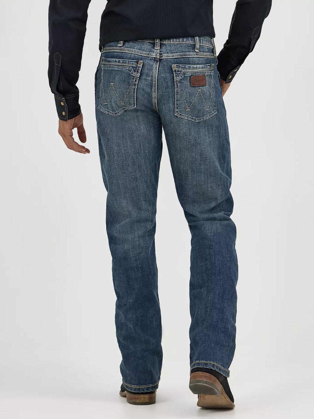 WRANGLER RETRO® SLIM FIT BOOTCUT JEAN Layton