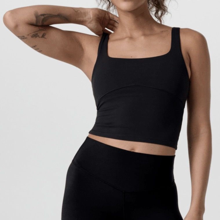 Vuori All The Form Tank Black
