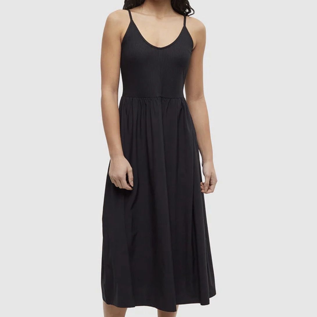 Tentree Juneau Dress Black