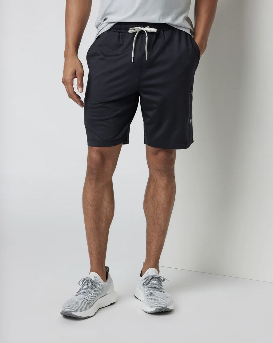 Vuori Sunday Perf Short 8" Black