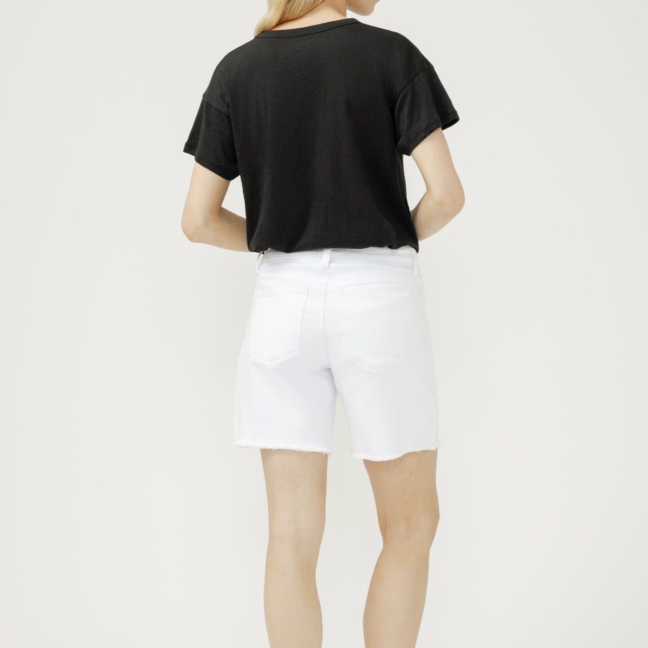 Silver Jeans Suki Long Short White
