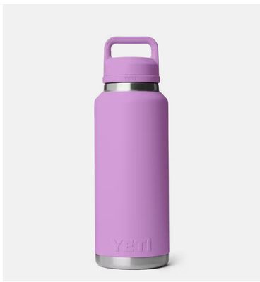 Yeti RAMBLER® 1.36 L BOTTLE  WITH COLOUR-MATCHED CHUG CAP Desert Bloom