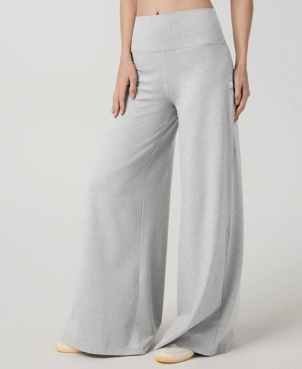 Vuori Halo Easy Wideleg Pant Pale Grey