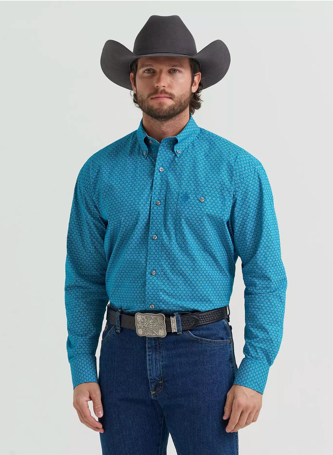WRANGLER® GEORGE STRAIT™ LONG SLEEVE BUTTON DOWN ONE POCKET SHIRT