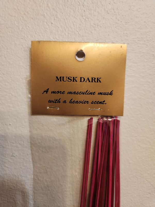 MUSK DARK INCENSE