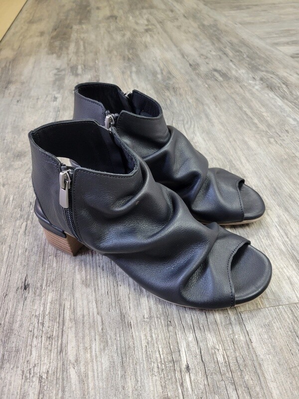 Gia Leather shoe #GIA-02