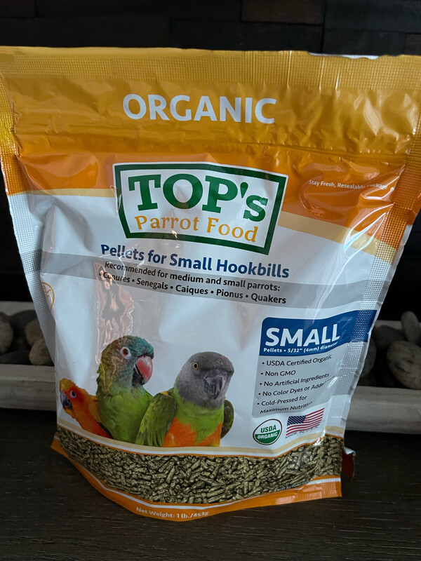TOP’s Small Pellets for Hookbills 1lb