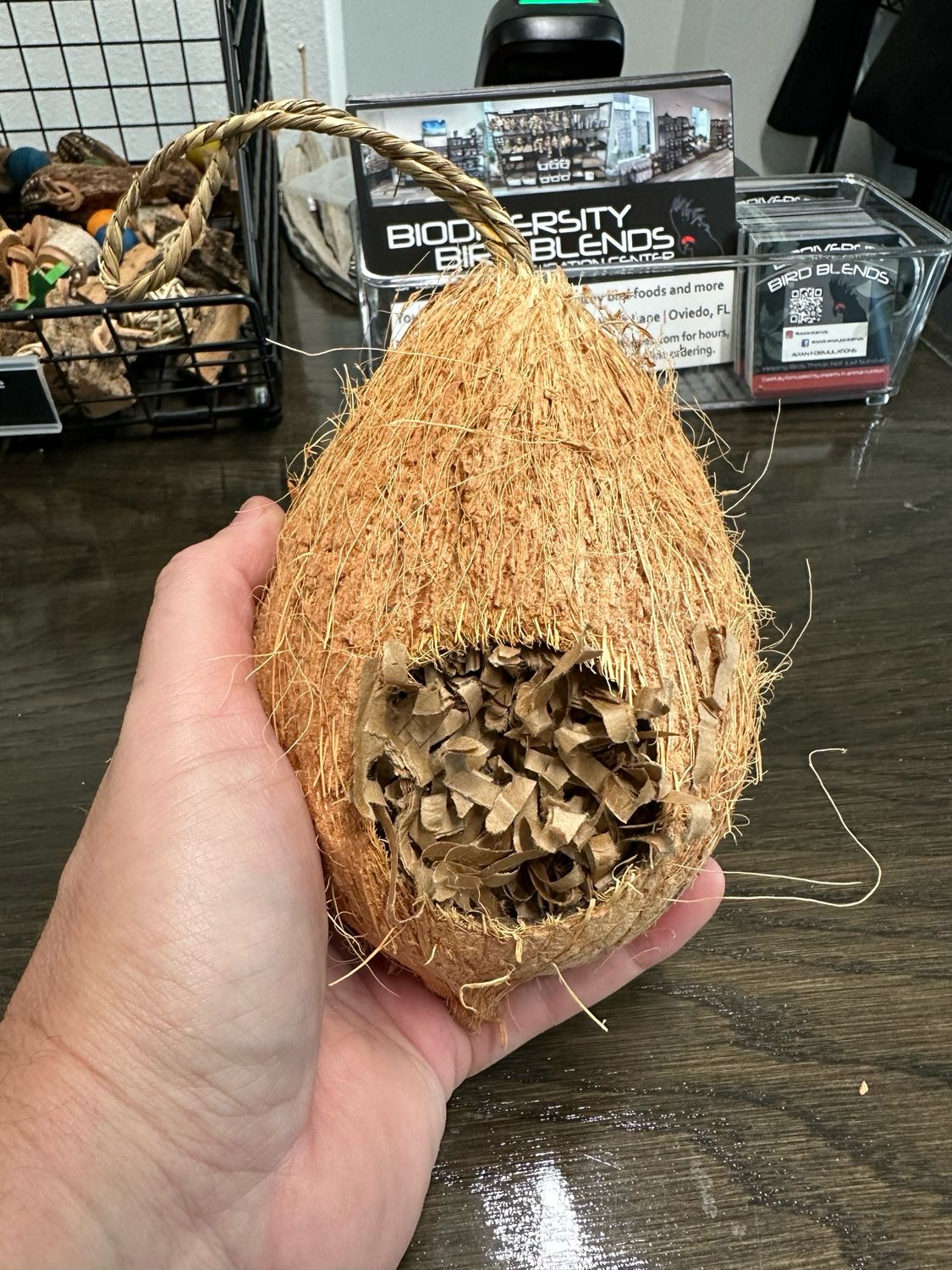 Coco-Surprise Forager (Medium-Large Birds)