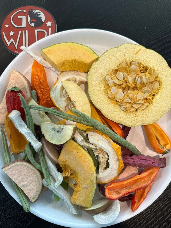 Biodiversity Bird Blissful Bounty Autumn Blend (Chunked pieces with a mini-pumpkin half)