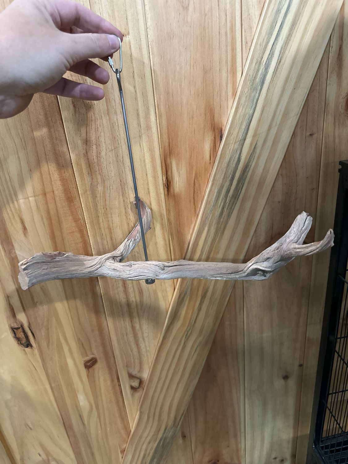 Swinging Sway Foraging Perch (small)