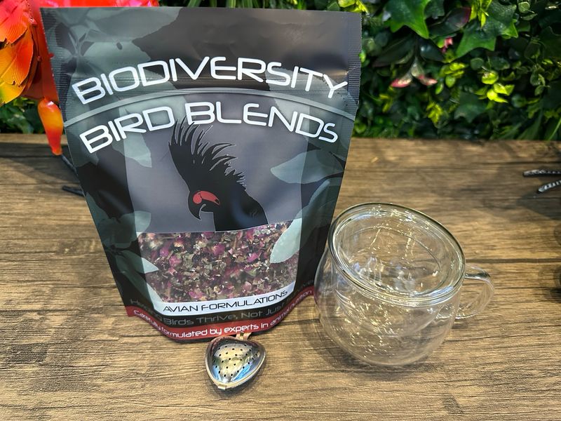 Biodiversity I ❤️ BIRDS Tea-n-Topper Bundle