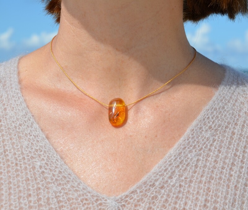 Japanese silk choker necklace with natural Baltic amber