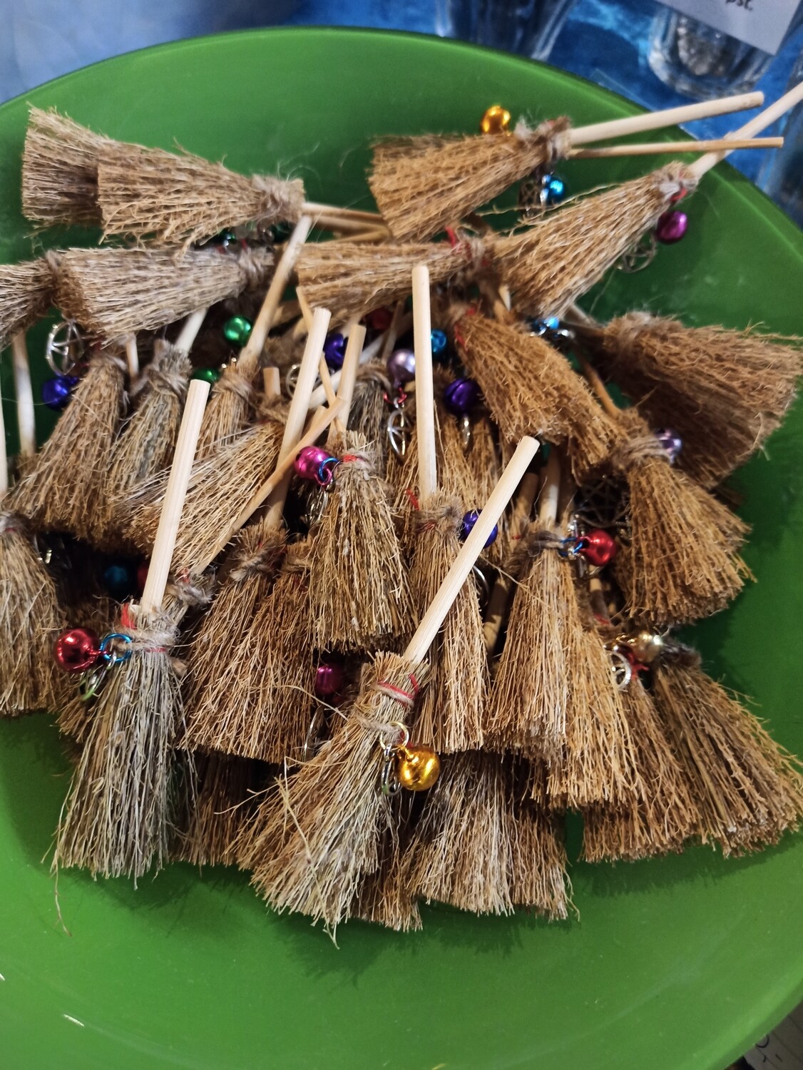 Mini altaar bezempje