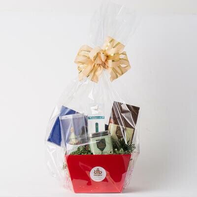 Deluxe Gift Basket