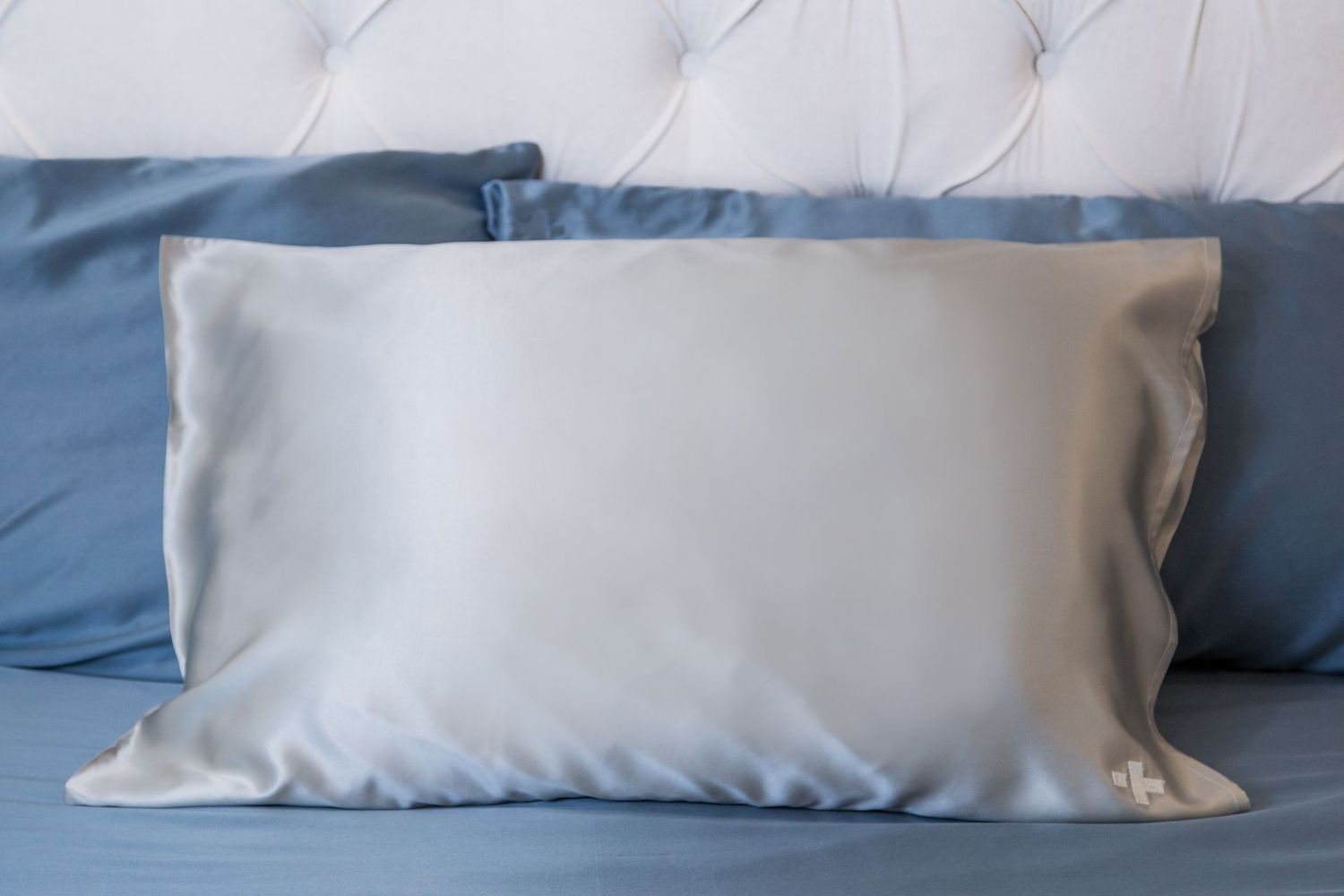 Mulberry Silk Pillowcase, Colour: Ice Blue, Size: Standard