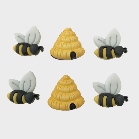 Busy Bees - Spring Fling 3D Buttons - SF100