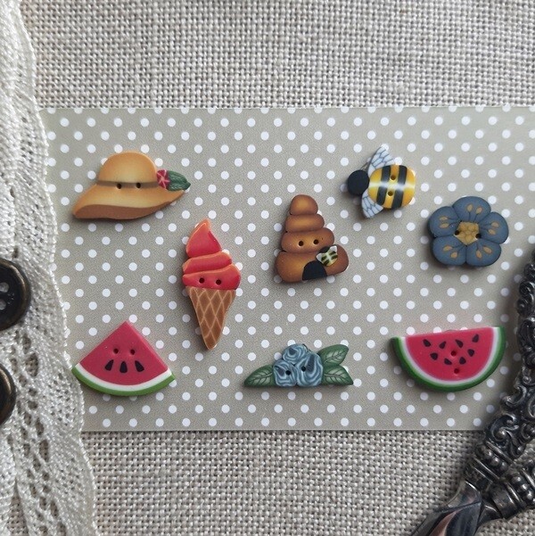 Summer 2024 - Button Set