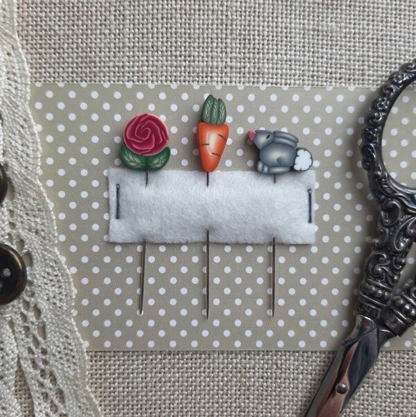 Carrot and Rabbit - Small Pin Set