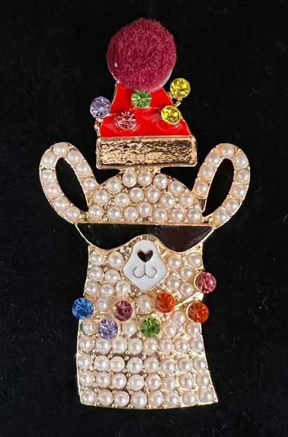Big Buddies Needle Minder - Cool Christmas Llama