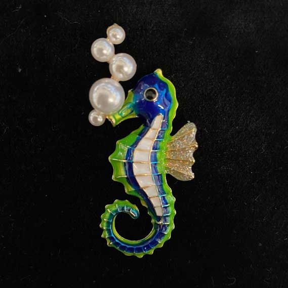 Big Buddies Needle Minder - Seahorse with Pearl Bubbles