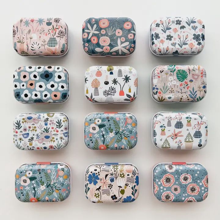 Magnetic Needle Tin - Floral