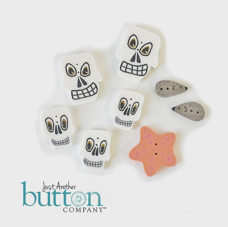 Poltergeist Pirates Button Pack