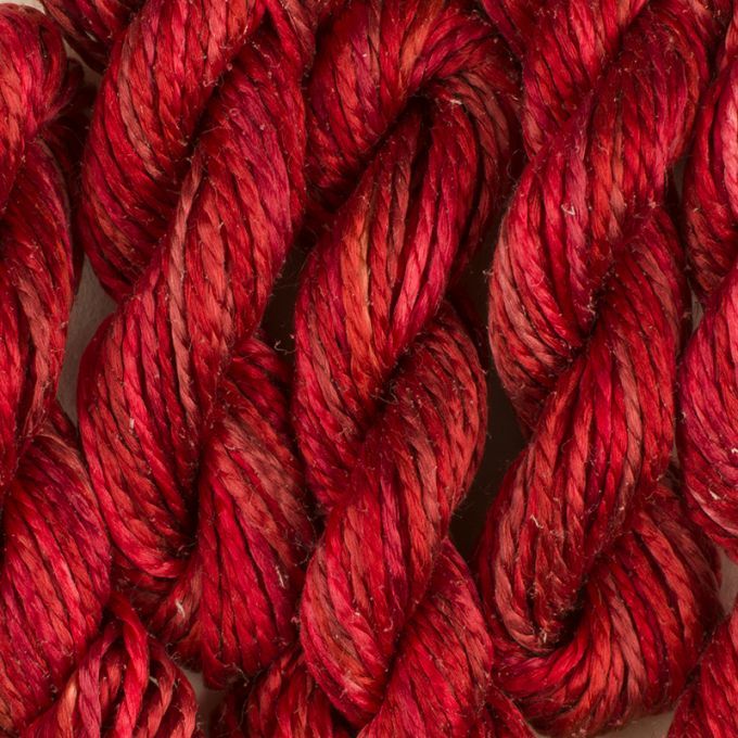 Treenway Serenity - 65 Roses 002 - Crimson Glory