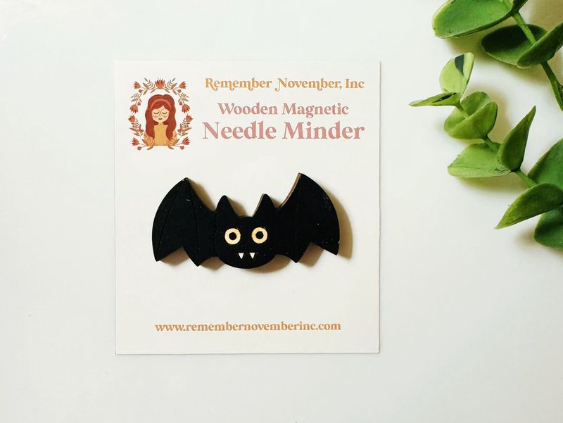 Bat - Wooden Magnetic Needle Minder