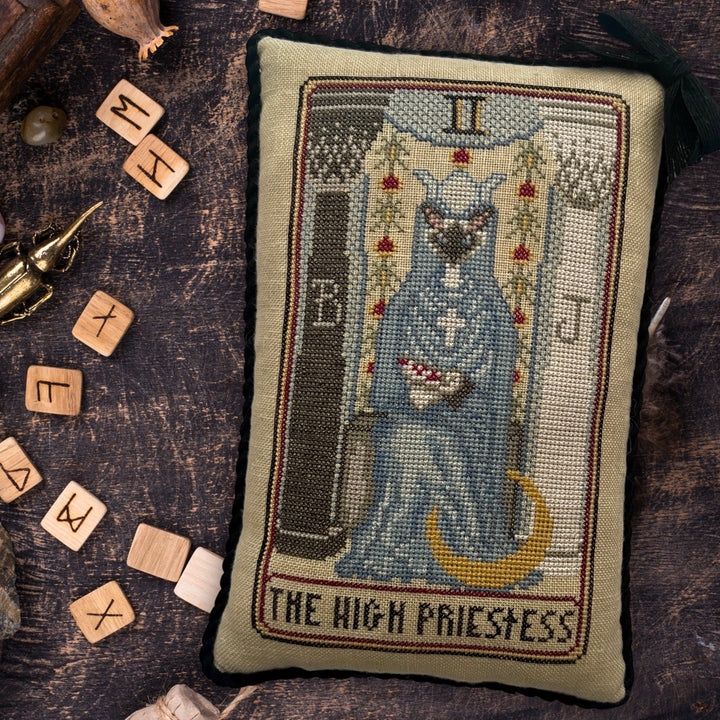 Cat Tarot 2 - The High Priestess