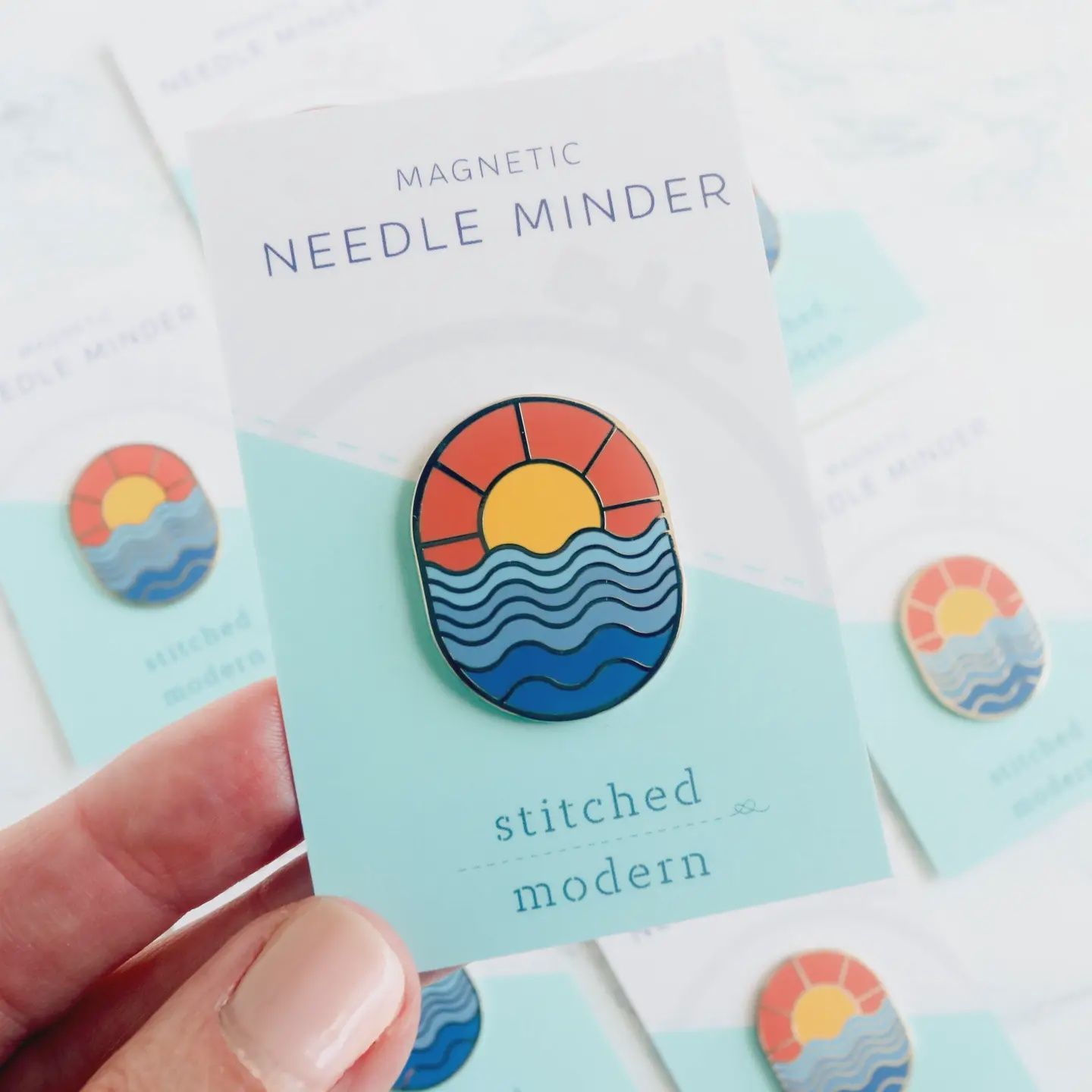 Sunset Waves Needle Minder