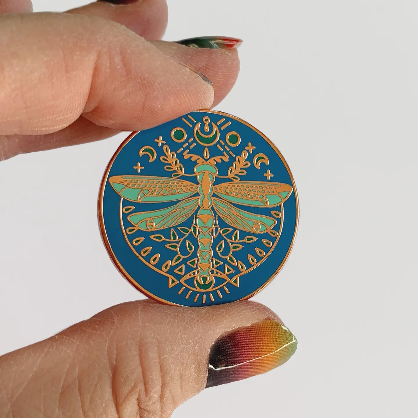 Dragonfly Needle Minder (Rikrack)