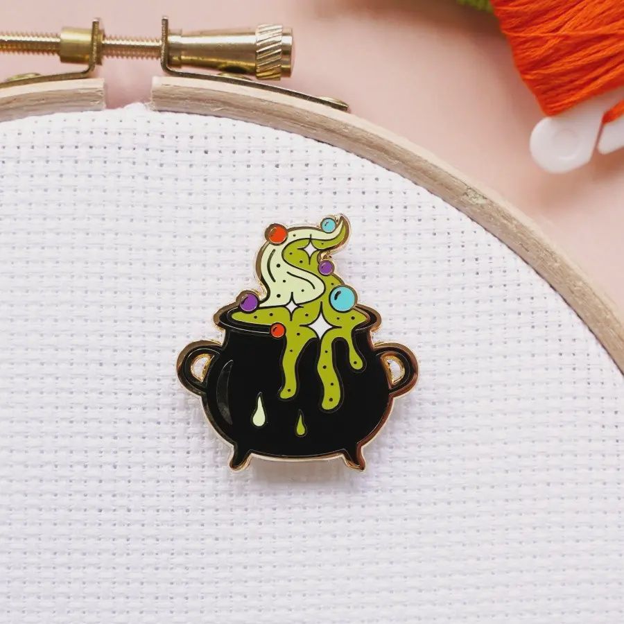 Cauldron Needle Minder