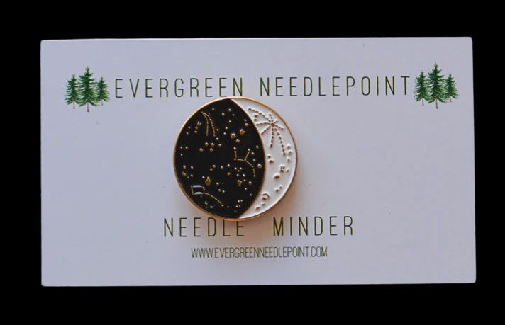 Black &amp; White Constellation Needle Minder