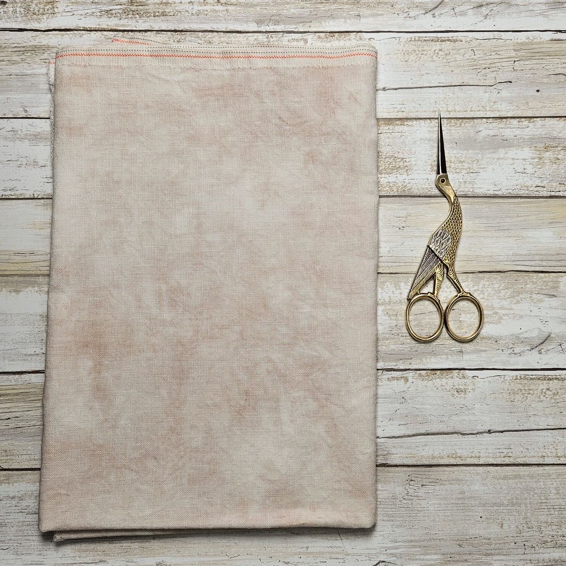 28CT - Evenweave - Lapin Loops, Type: Lugana, Size: Fat Quarter, Color: Small Potatoes