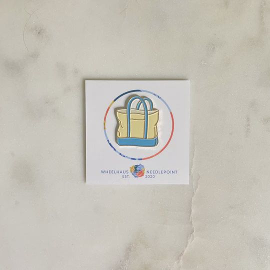 Tote Needle Minder - Light Blue