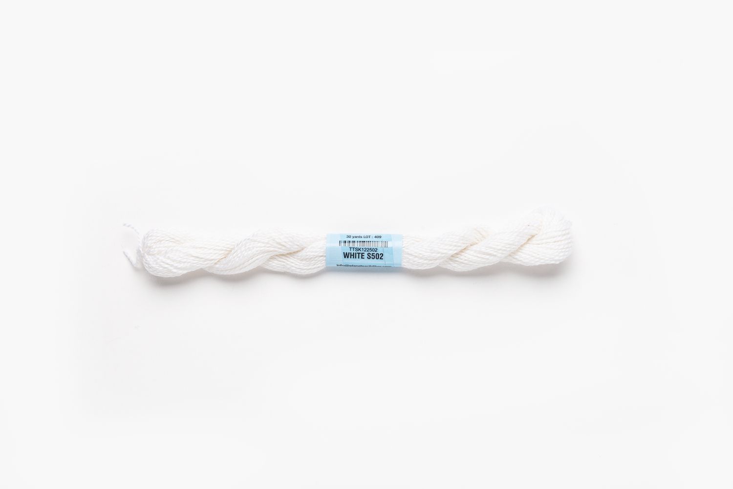 Essentials Skeins - 502 - White