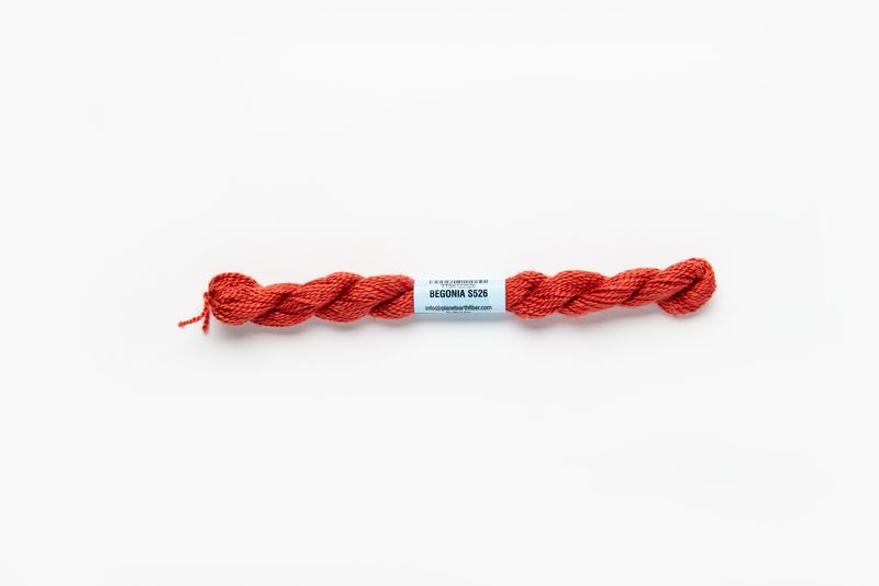 Essentials Skeins - 526 - Begonia
