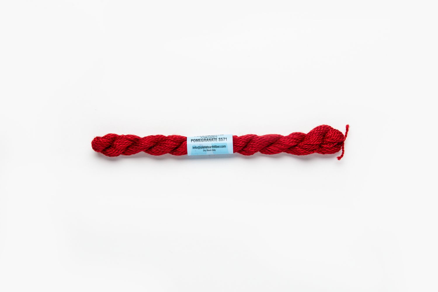Essentials Skeins - 571 - Pomegranate