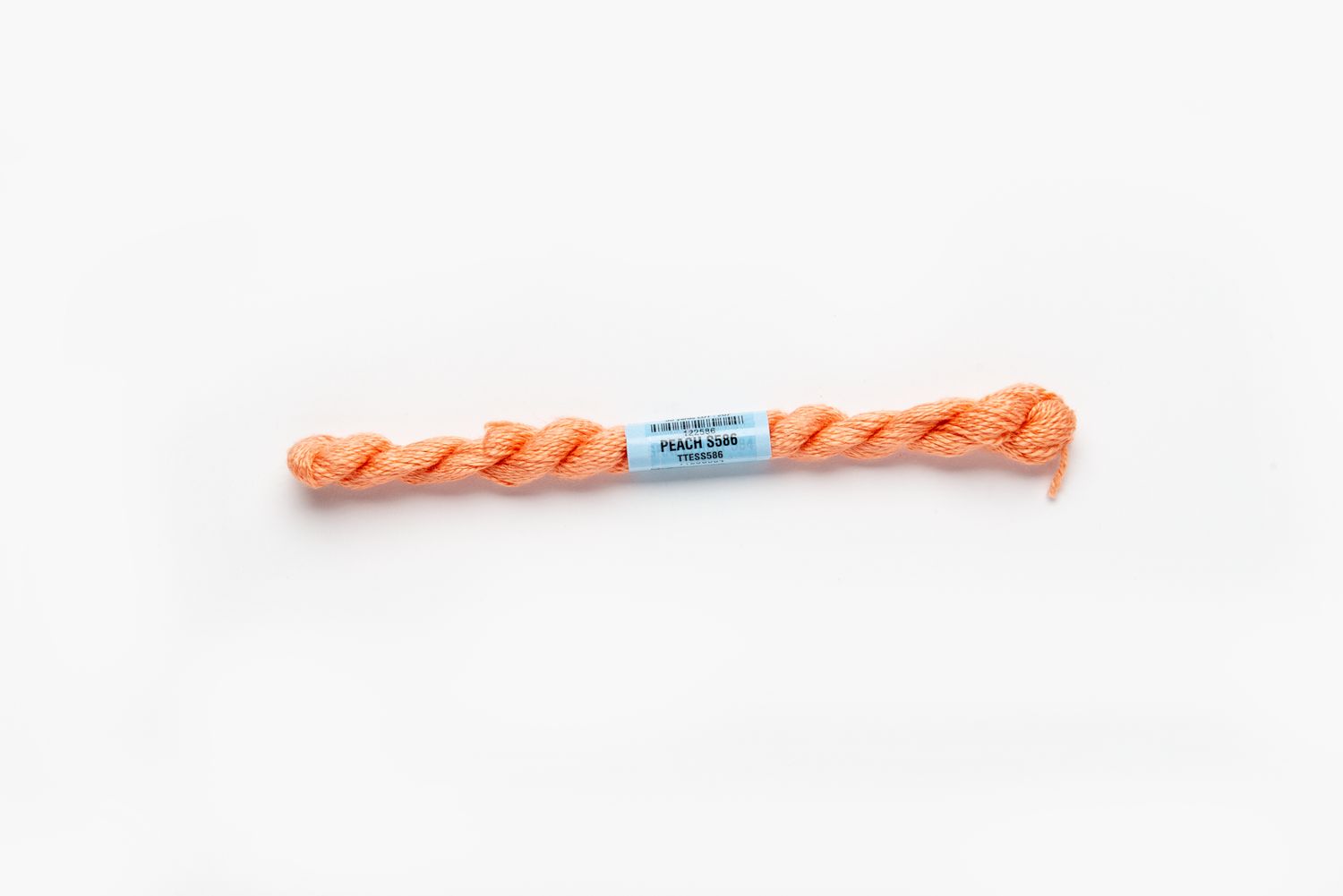Essentials Skeins - 586 - Peach