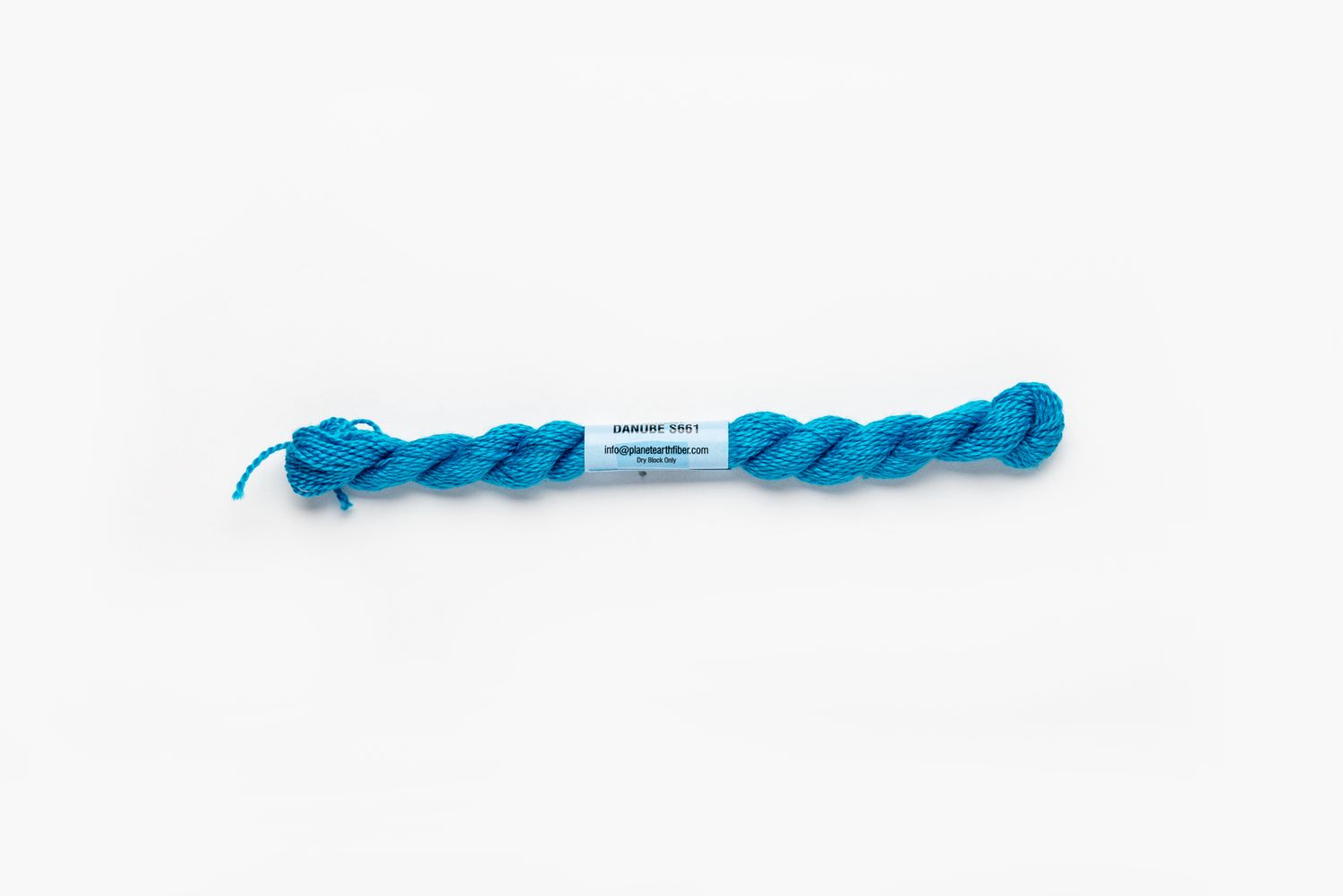 Essentials Skeins - 661 - Danube