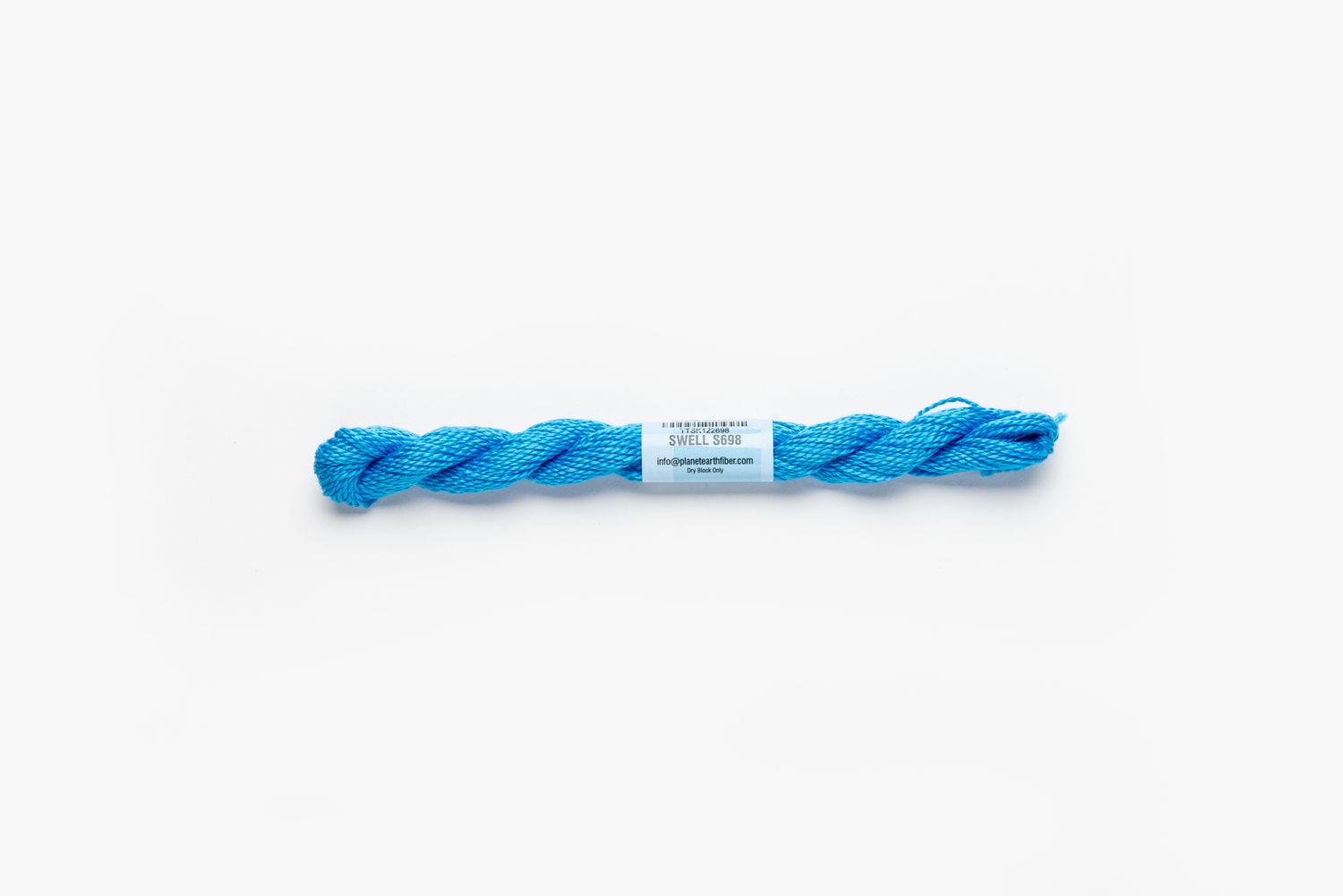 Essentials Skeins - 698 - Swell